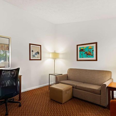 Best Western Port St. Lucie Exterior photo