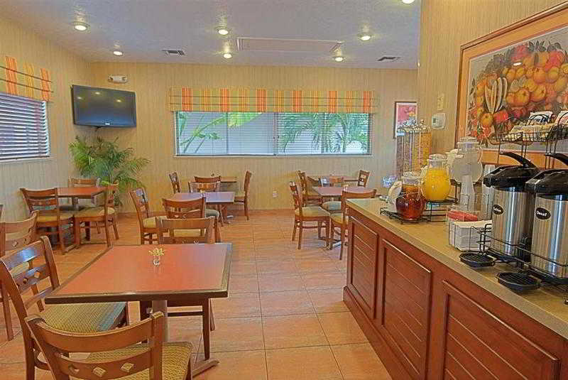 Best Western Port St. Lucie Exterior photo