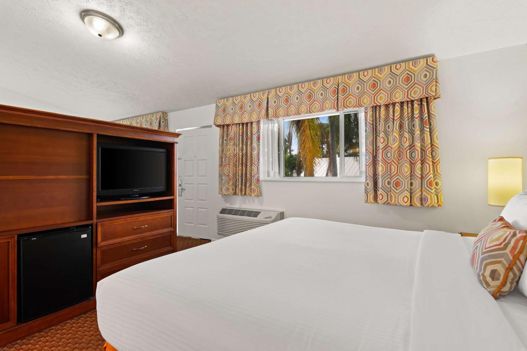 Best Western Port St. Lucie Exterior photo