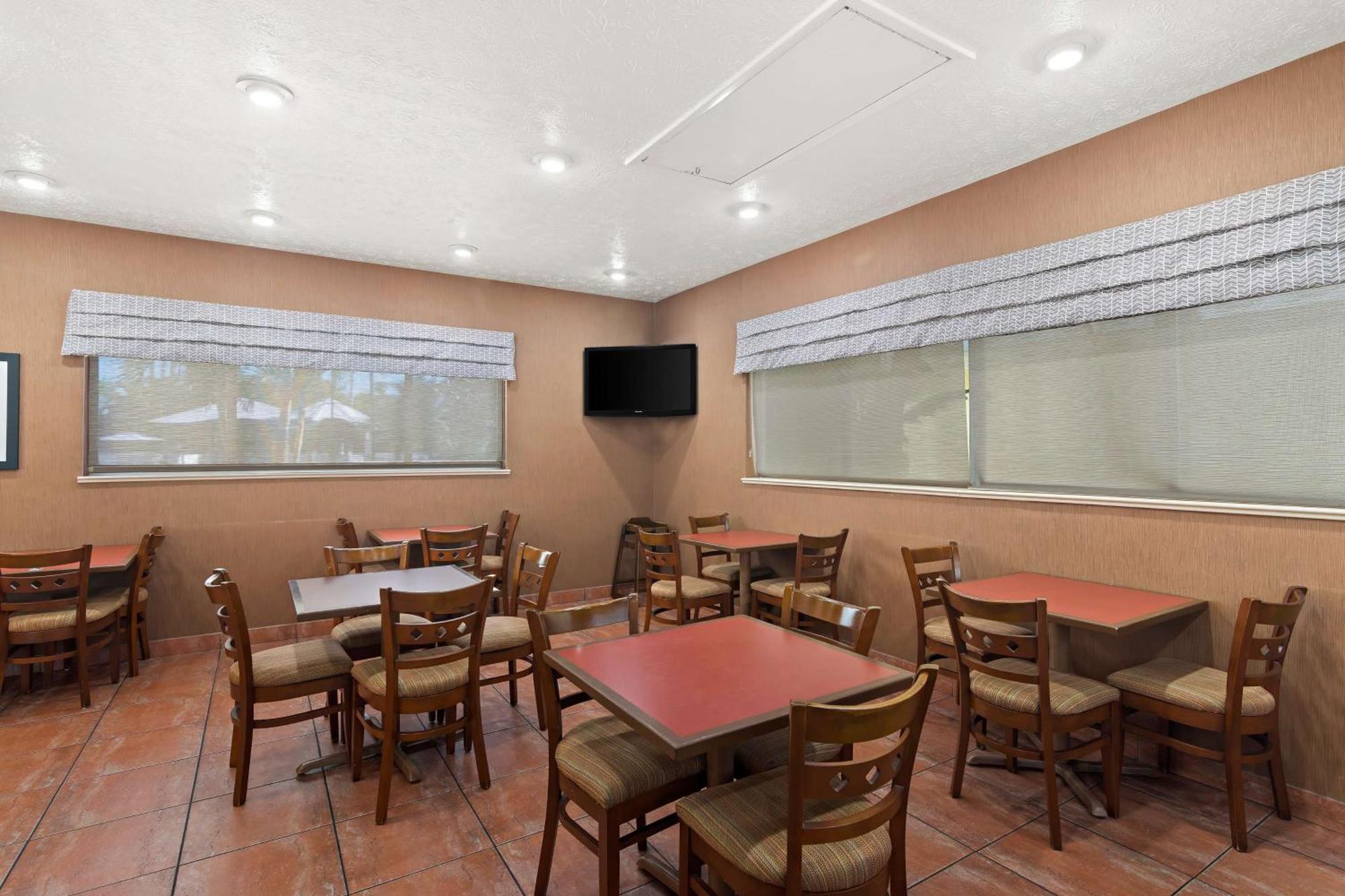 Best Western Port St. Lucie Exterior photo